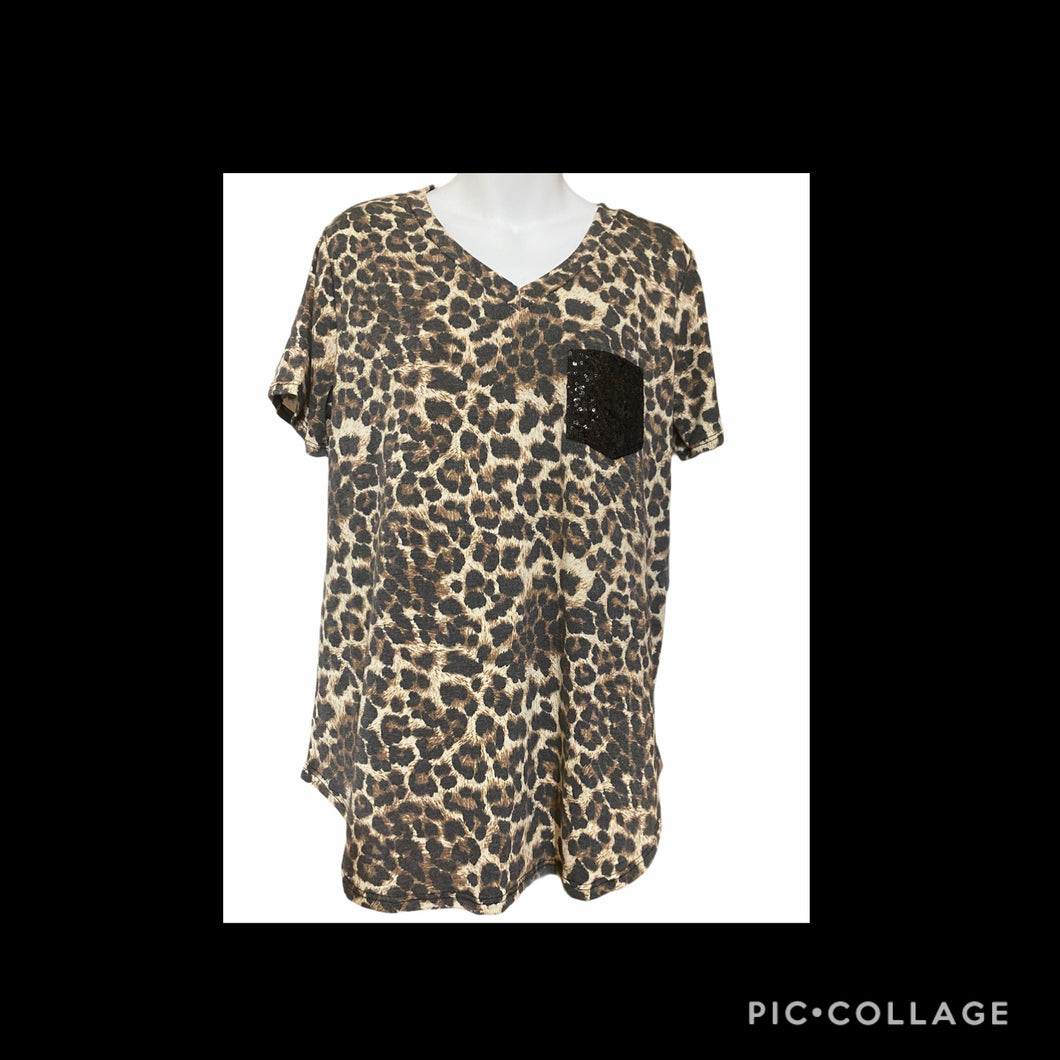 Leopard Sequin Pocket T-shirt